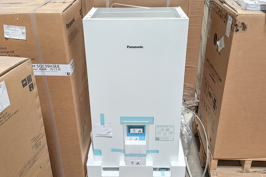 Inneneinheit Luft/Wasser Wärmepumpe Panasonic Aquarea WH-SQC09H3E8